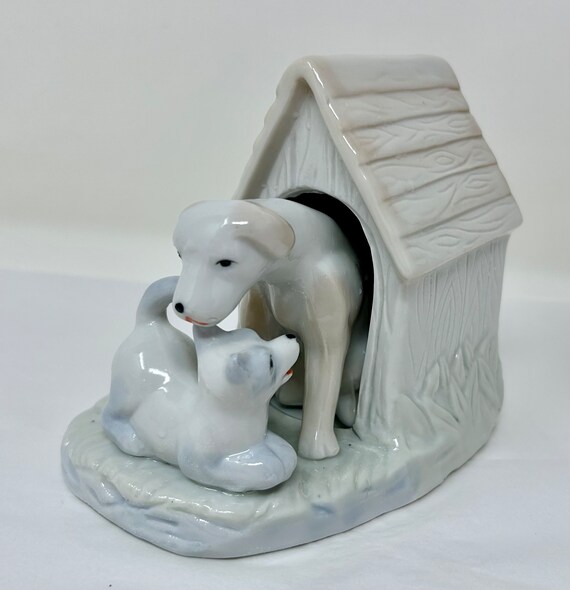ヴィンテージ磁器の置物 犬小屋 猫 白 青 セラミック 光沢 - Etsy 日本