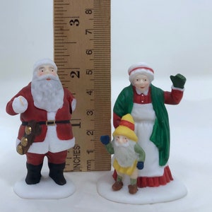 Department 56 Heritage Vintage Collection &quot;Santa & Mrs. Claus&quot; figurines Department 56 Christmas holiday village figurines