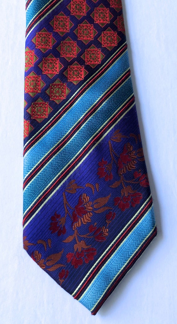 wide Kenneth Cole silk brocade tie necktie