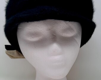 Emporio Armani Black Fur Newsboy Cap Hat Size 58 Designer Winter Luxury Emporio Armani Black Rabbit Fur Hat – Designer Fuzzy Cap  main image 4