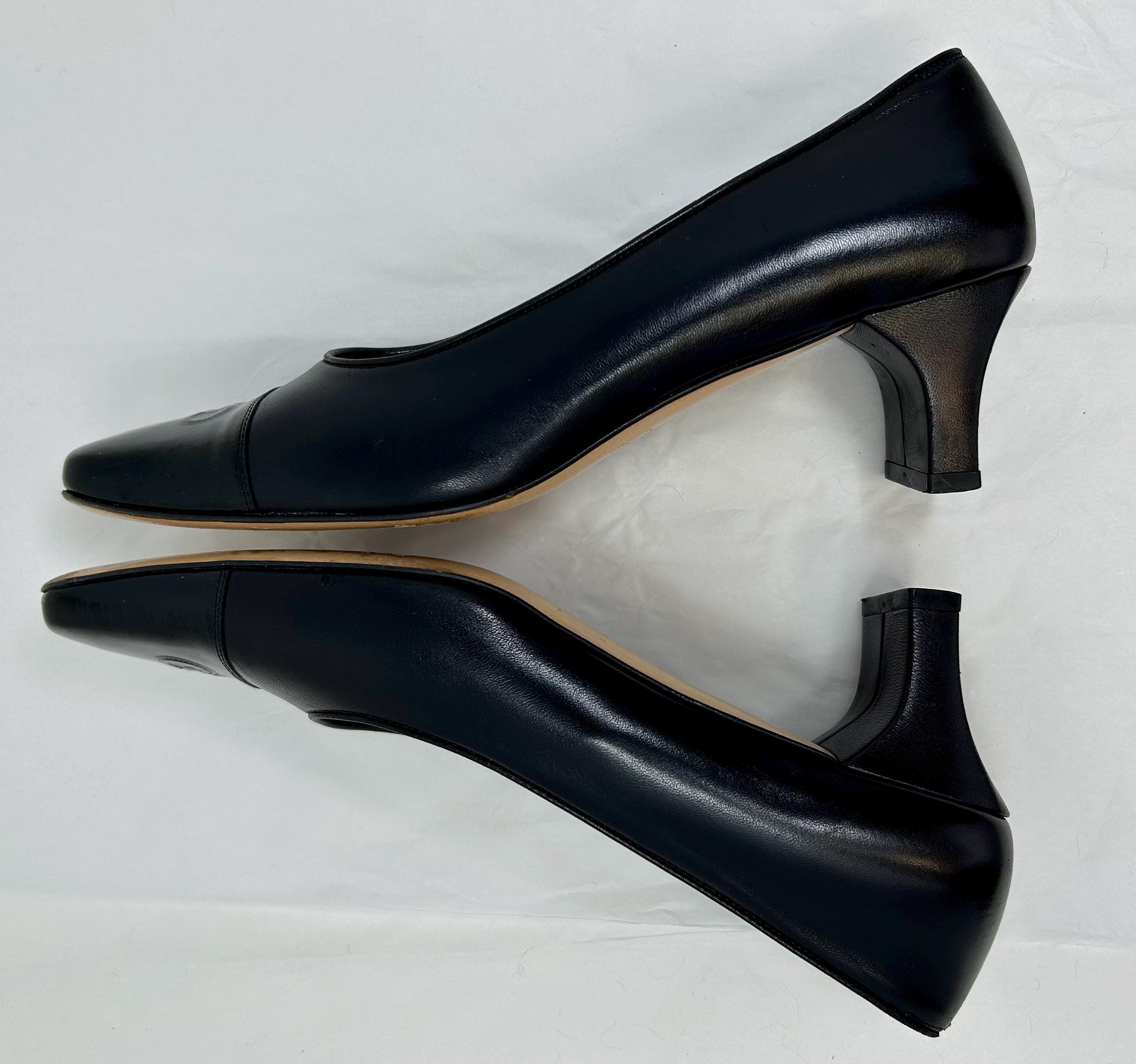 Vintage Salvatore Ferragamo Gancini Heels Black Leather