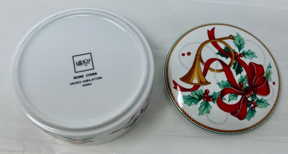 Mikasa bone china holiday Christmas box round hor… - image 3