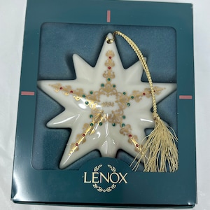 Lenox 1994 Star Ornament – Fine China Porcelain with Gold & Gem Accents – Boxed Holiday Christmas Decoration