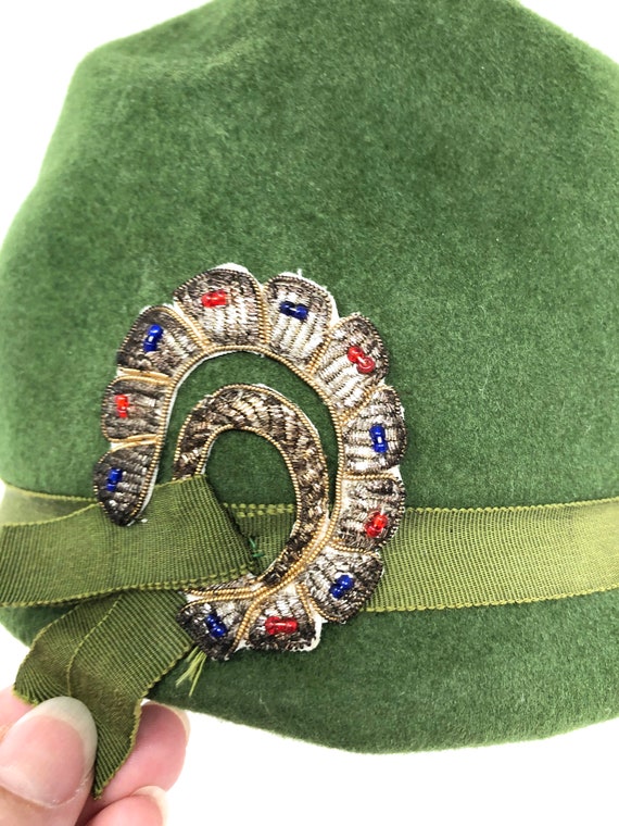 vintage felt Glenover hat apple green  embroidere… - image 4
