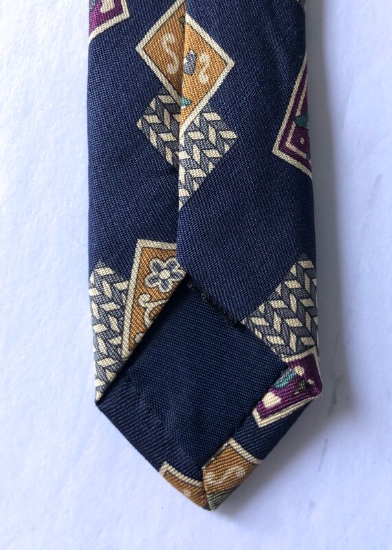 vintage Salvatore Ferragamo silk tie necktie Italy - image 4