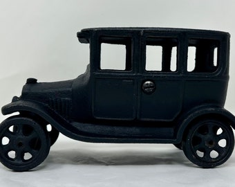vintage cast iron antique car Ford toy Model T automobile wheels roll