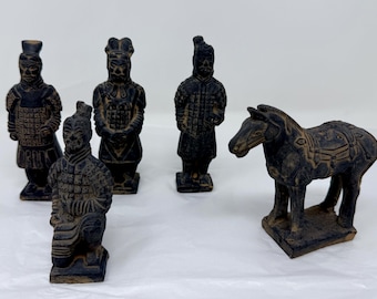 中国古代兵士像 置物 2体セット 古代中国 兵士像 置物 セット - メルカリ