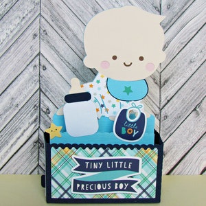 Baby-Karte. Pop Up Karte. Baby-Karte. Handgemachte Baby Karte. Babyparty. Blau. Grußkarte.  3 Dimensional. Babyflasche.