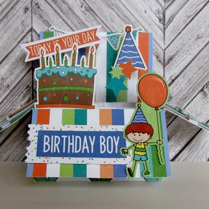 Kinder Pop Up Karte, Happy Birthday Karte, Karte in einer Box, handgemachte Grußkarte, Luftballons, Kuchen, Kerzen