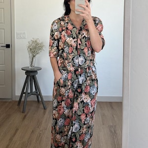 Vintage Floral Short Sleeve Midi Buttoned Dress