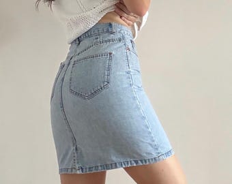 Waist 27 Vintage High Waisted Lightwash Denim Skirt