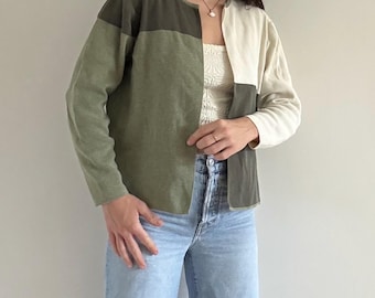 Vintage Green Colorblock Open Clasp Sweater