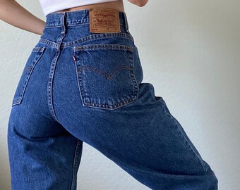 Levi 35 waist Clearance