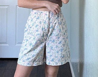 Waist 28 Vintage High Waisted Floral Shorts