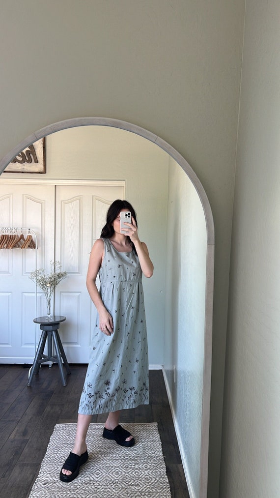 Vintage Sage Green Floral Midi Dress