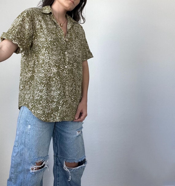 Vintage Short Sleeve Green Patterned Blouse - image 1