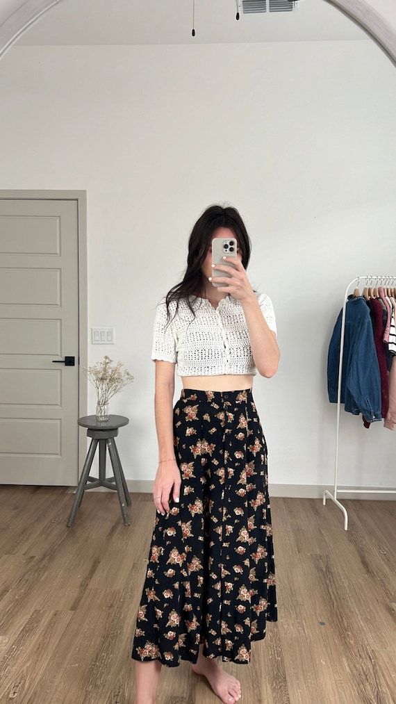 Vintage High Waisted Floral Skirt