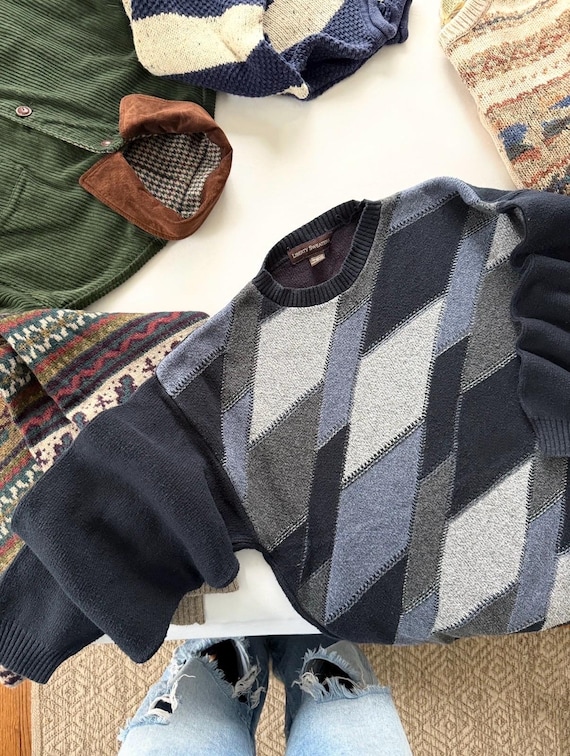 Vintae Navy Patterned Sweater - image 2