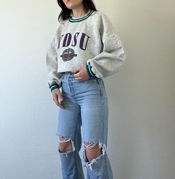 Vintage North Dakota State University Graphic Sweatshirt