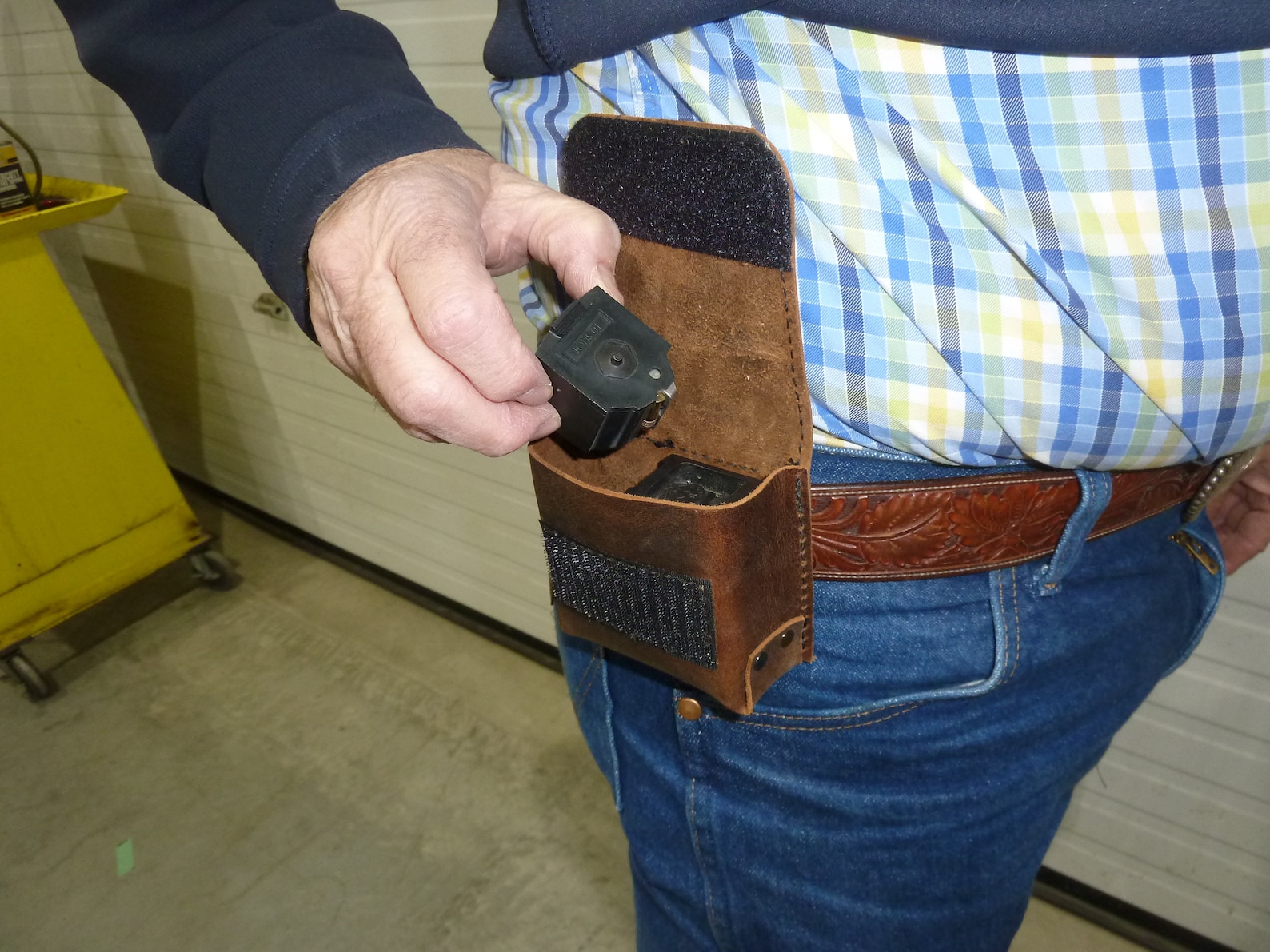 Ruger 10/22 Magazine Leather Belt Pouch. 4 or 8 Ruger 10/22 Magazines