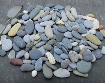 150 beach stones 0.4"- 1.6"[1-4cm]. Different types, shapes and colors. Natural sea pebbles for various crafts, pebble art and decoration