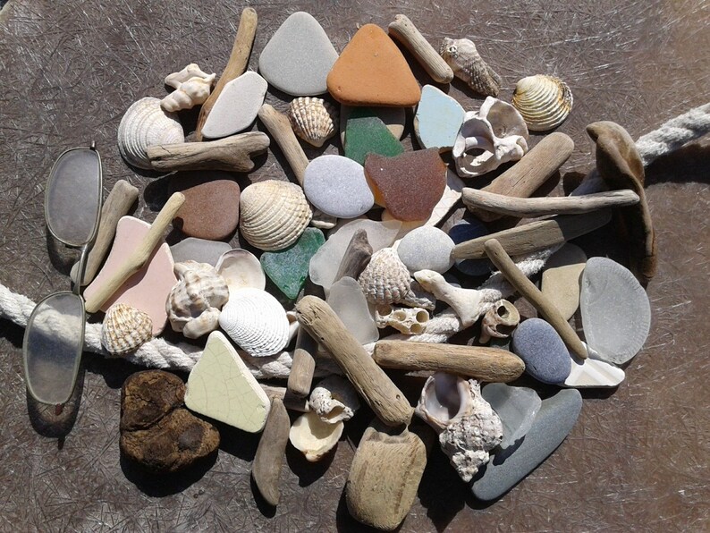 70 Driftwood Sea Stones Pottery Glass And Shells 0 8 Etsy