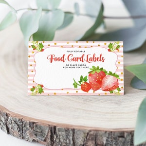 Modèle modifiable de marque-places aux fraises Téléchargement immédiat Cartes de nom de table Décoration de première fête d'anniversaire Cartes de table 0028
