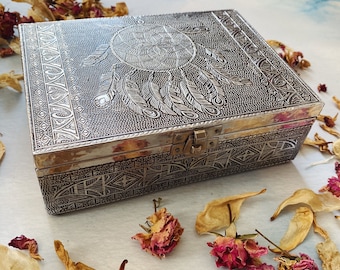 Dreamcatcher Silver Embossed Wooden Tarot / Crystal Storage Box