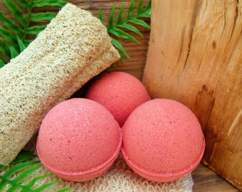 Chocolate Dipped Strawberries Bubble Bath Bomb: Natural bath bombs, Bath fizzy, Valentines Day Bath bombs, Organic bath bomb