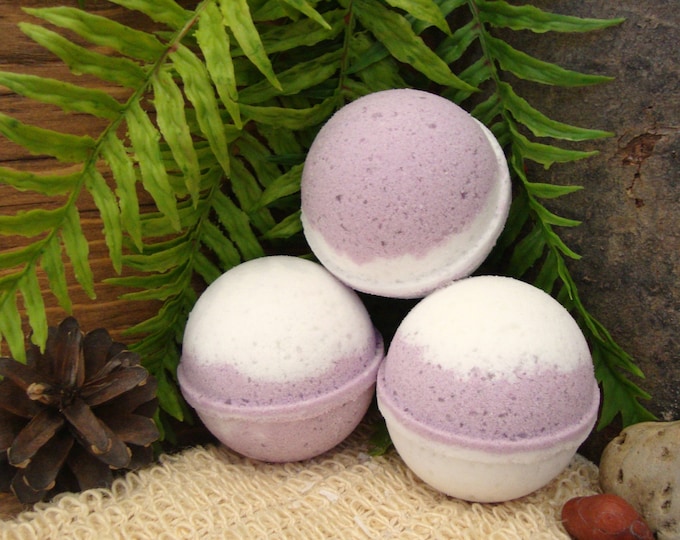 Natural Bath Bombs: Black Raspberry Vanilla organic bath bomb, handcrafted fizzing bath salts for your relaxing baths, pink bath bomb