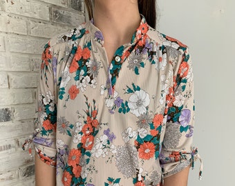 1970s Floral Shirt Size Medium