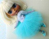 4 pcs Blythe gray blue outfit set Tutu tulle skirt and Knitted striped sweater Long socks Shoes Sandals Top Longsleeve Apparel Garment