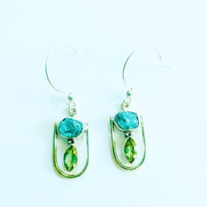 Peridot and Rough Cut Apatite Earrings, Sterling Silver and Gemstone Earrings, Teal Earrings, August Birthstone Earrings in 925 Silver
