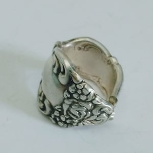 Floral Silverplate Spoon Ring, Flower Ring, Vintage Spoon Handle Recycled into Ring, Statement Spoon Ring Size 5, Upcycled Silverware