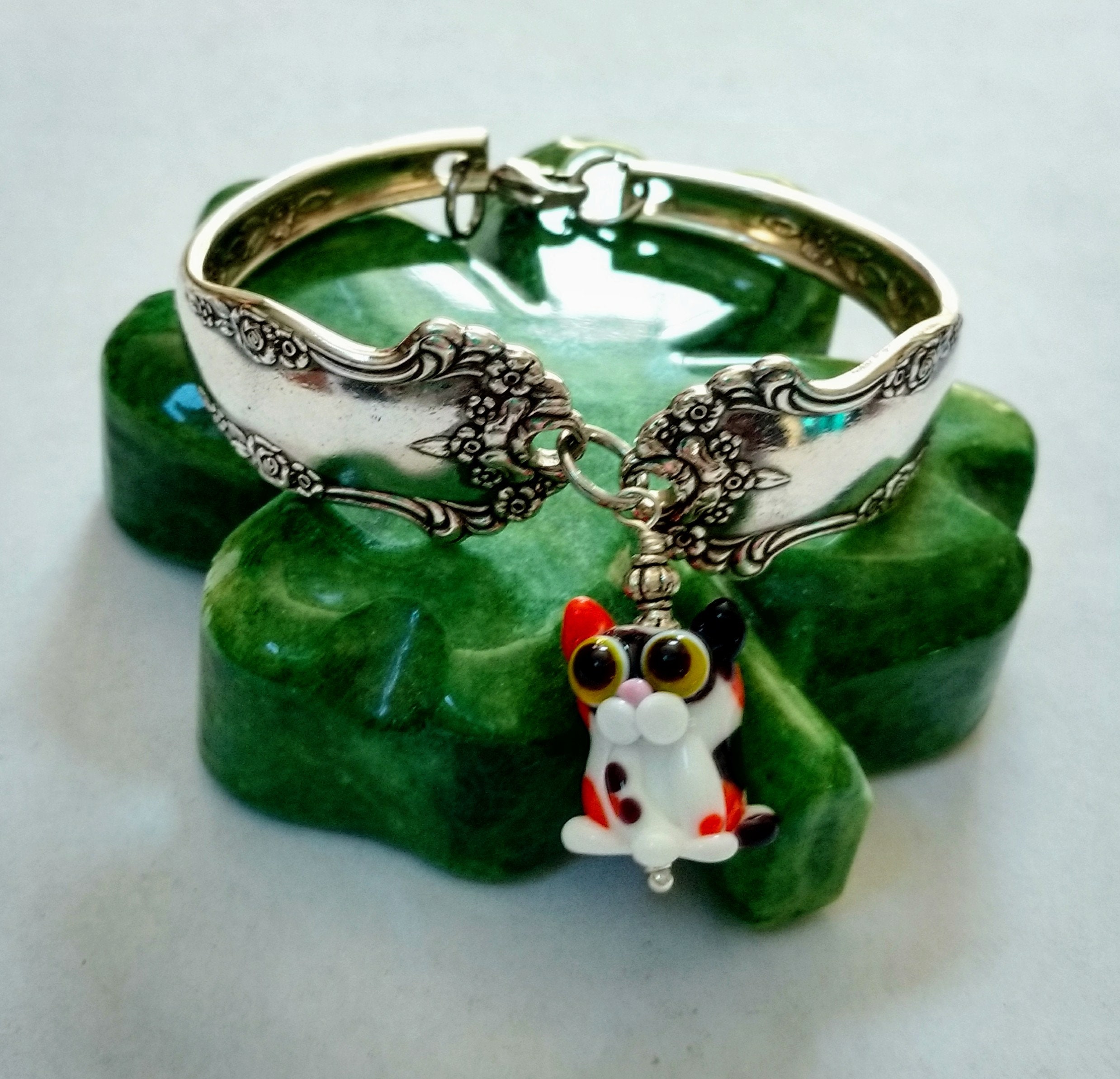 Calico Cat Spoon Handle Bracelet, Kitten Lampwork Bead, Recycled 