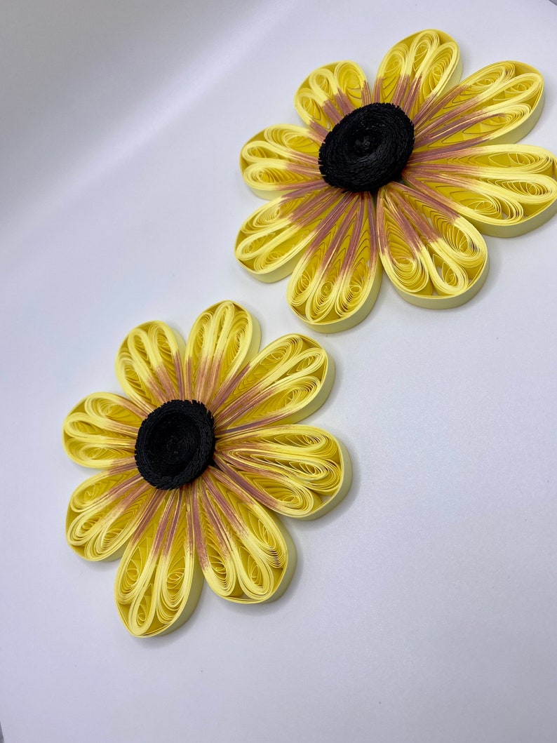 DIY paper quilling Flower ornament, Instant download tutorial image 4