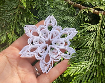 Snowflake Ornament, Paper Quilling Christmas tree Decoration, Sun catcher