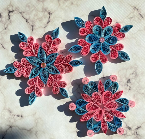 Snowflakes for Christmas decoration, Glitter paper snowflake