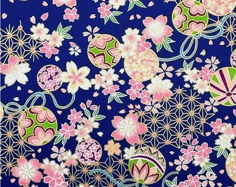Papier japonais Yuzen Washi - Fleurs de cerisier et boules de cerisier roses sur fond bleu