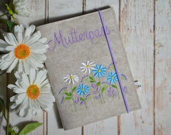 Mutterpass Hülle Filz Blumenwiese Beige