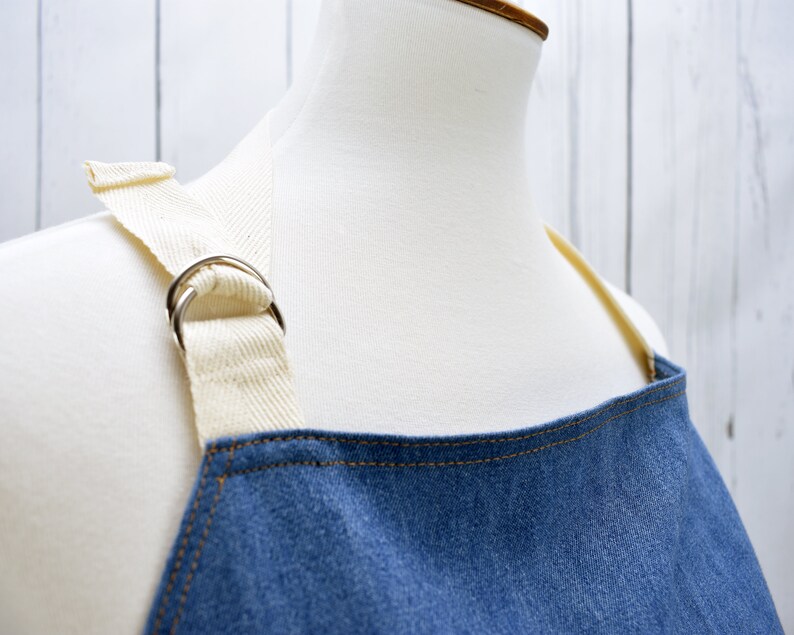 Classic Style BBQ Apron Gift for Mom Retro Kitchen Apron Country Style Apron Christmas Gift Baking Cafe Apron Denim Cooking Apron