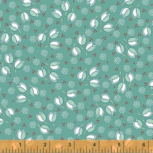 Por The HALF YARD - Hazel de Allison Harris de Cluck, Cluck Sew para Windham Fabrics, Pattern #40840-7 Blanco y Mint Tossed Buds en azul menta