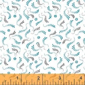Op de afbeelding: Witte stof met een herhalend patroon van teal en bruine bladeren en kleine teal bloemen.