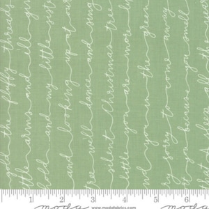 Puede incluir: Tela verde con texto blanco impreso en ella. El texto dice: "gold the fluffy threads", "little arms and ill giv", "hold and my little siste", "and looking up at our", "free will dance and sing", "silent Christmas tree", "little you are more lik", "nd you in the green", "fry sorry to come away.", "it you because you smell", "that A sleep all the ear".