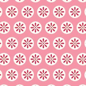 Può includere: Uno schema senza cuciture di cerchi bianchi con motivi di fiori rosa su uno sfondo rosa.