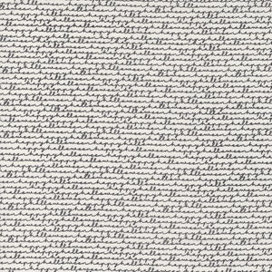 Puede incluir: Fondo blanquecino con un patrón repetido de las palabras "happy halloween" en un estilo manuscrito, en tinta negra. Las palabras están muy juntas, creando un efecto texturizado.