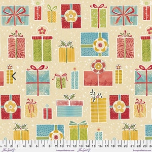 Raro - Por El Continuo HALF YARD - Oh Christmas Tree por Cori Dantini para Free Spirit, #PWCD042. XKRAFT Comparte tus regalos en Kraft Tan