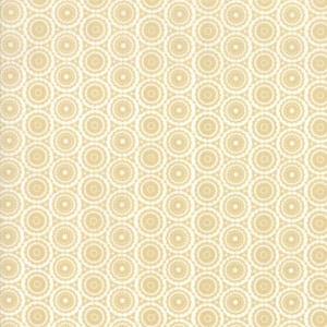 以下が含まれることがあります： ベージュの背景に、装飾的なデザインが施された白い円のシームレスなパターン