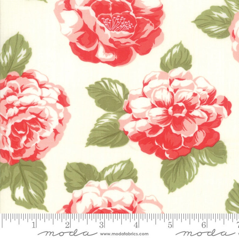 By The Continuous HALF YARD Early Bird by Bonnie /& Camille for Moda Fabrics Pattern #55190-17 Large Pink Blooms on Cream RARE