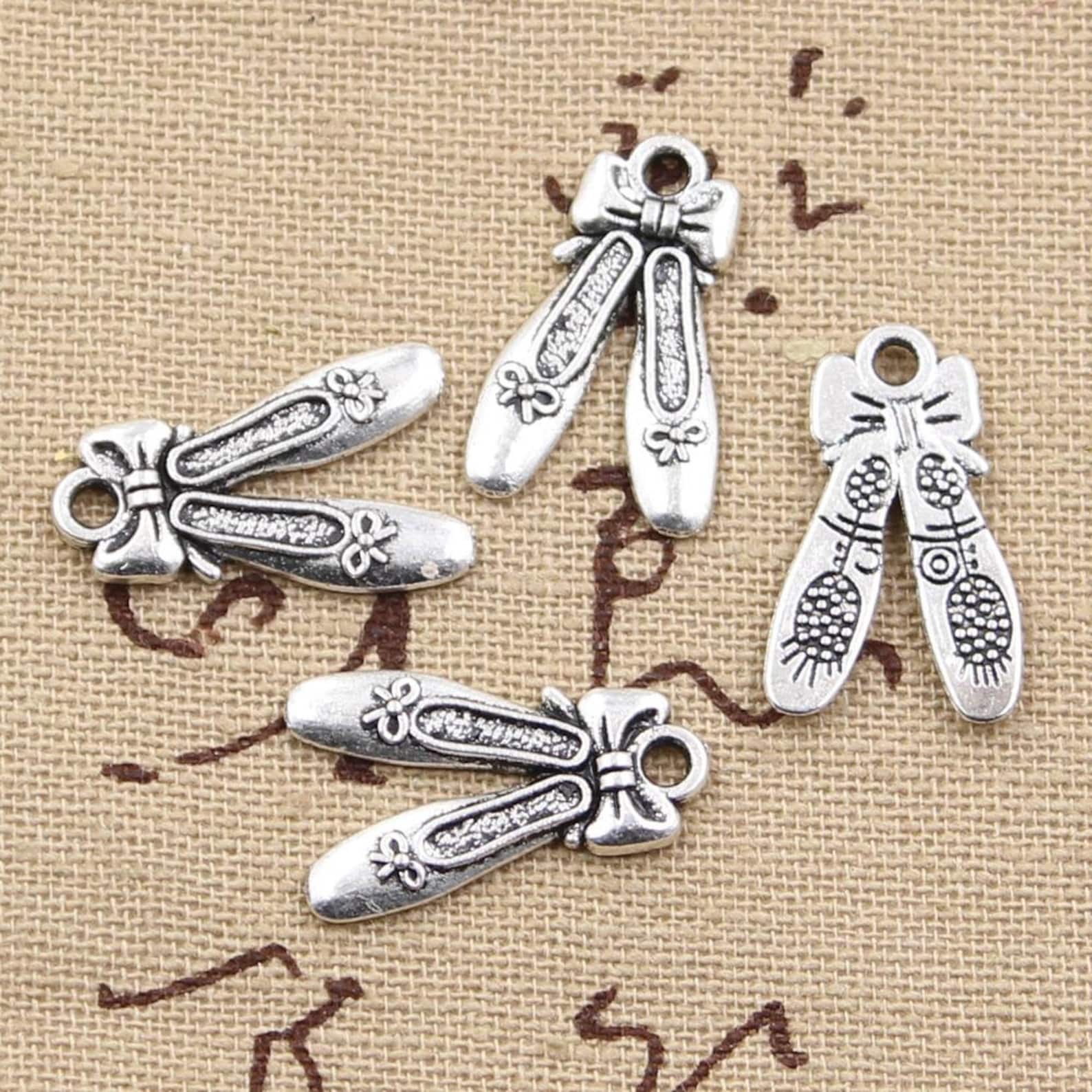 8 ballet slippers charms antique silver tone charm ballerina slippers charm bracelet bangle bracelet pendants #55